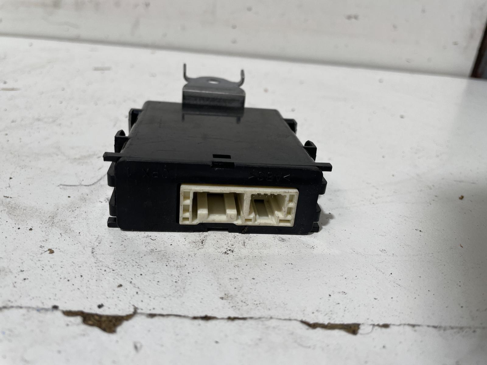 Toyota Yaris Wiper Relay Module XP210 06/2020-2023