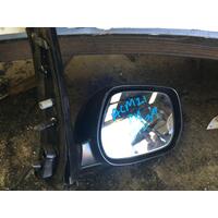 Toyota Avensis ACM20 Right Door Mirror Power Black 12/01-11/03