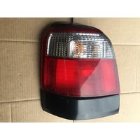 Subaru Forester Left Tail Light GX 01/2000-06/2002