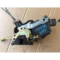 Toyota Tarago Left Front Door Lock Mech ACR30 06/2000-02/2006