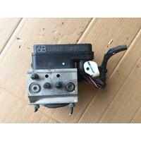 Toyota Hilux ABS Module GGN15 03/2005-08/2015