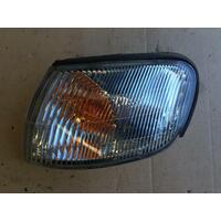 Nissan Pulsar Left Corner Light N15 03/1998-06/2000