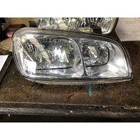 Toyota RAV4 Right Head Light SXA11 10/1997-06/2000