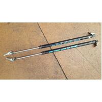 Toyota Hiace Tailgate Struts RZH103 11/1989-12/2004