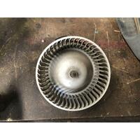 Toyota Hiace Heater Fan Motor RHZ10#, 09/98-12/04