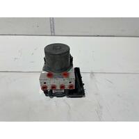 Toyota Camry ABS Pump / Module ACV40 06/2006-11/2011