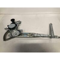 Toyota Prius Right Front Window Regulator NHW20 10/2003-04/2009