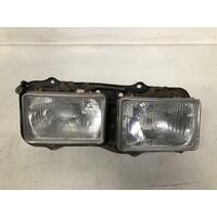 Toyota Tarago Right Head Light YR22 03/1983-09/1990