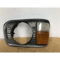 Toyota Hiace Left Head Light Surround with Corner Light RH11 05/1977-01/1983