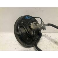 Toyota Kluger Brake Booster with Master Cylinder GSU40 05/2007-03/2014