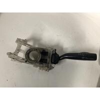 Toyota Hiace Flasher Switch SBV RCH12 10/1995-12/2004