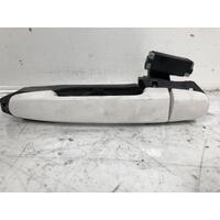 Toyota Corolla Left Rear Outer Door Handle ZRE152 03/2007-10/2013