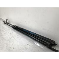 Toyota Hiace Tailgate Struts SBV RCH12 10/1995-02/2004