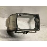 Toyota 4 Runner Right Head Light Surround with Corner Light VZN130 09/89-10/91