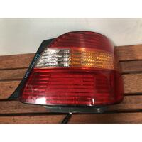 Lexus GS Right Tail Light 10/97-09/00