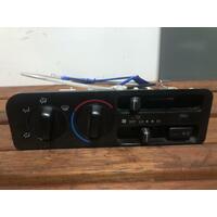 Toyota SPACIA Heater & A/C Controls SR40 02/98-12/01