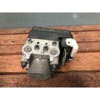 Toyota Avensis ABS Module ACM21 12/2003-12/2010