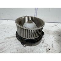 Toyota Hiace Heater Fan Motor RZH103 09/1998-12/2004