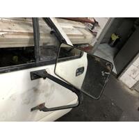 Toyota Hilux Right Door Mirror RN85 10/1988-09/1997