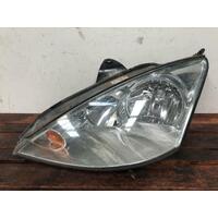 Ford FOCUS Left Head Light LR CL/LX 01/01-06/05