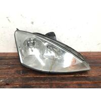 Ford FOCUS Right Head Light LR CL/LX 01/01-06/05