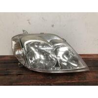 Toyota COROLLA Right Head Light ZZE122 12/01-04/04 EARLY