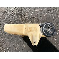 Toyota HILUX Washer Bottle RN105 10/88-09/97 