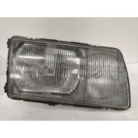 Mercedes S Class Right Head Light W126 01/76-03/92