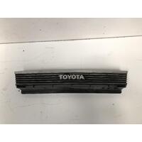 Toyota Camry Grille SV21 03/1987-09/1989