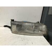 Toyota Tarago TCR10 Right Head Light TCR10 09/1990-05/2000