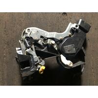 Toyota TARAGO Lock Mechanism TCR10 Left Rear Door 09/90-05/00