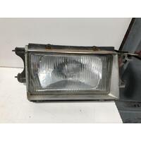 Toyota Corona Right Headlight ST141 08/83-12/87