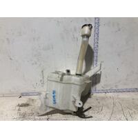 Toyota COROLLA Washer Bottle ZRE152/153 Sedan 03/07-10/13