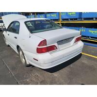 Mitsubishi VERADA Right Taillight KH Sedan 03/99-06/00