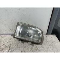 Nissan Pathfinder Right Head Light R50 02/99-06/05