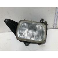 Toyota HIACE Left Headlight RZH103 10/98-12/04