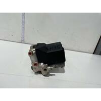 Mercedes C Class ABS Pump / Module 190E W201 12/1984-02/1994