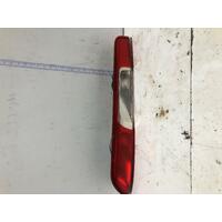 Ford FOCUS Left Taillight  LT Hatch 05/07-04/09