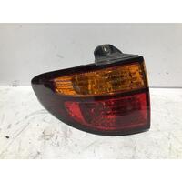 Toyota Estima Left Tail Light MCR30 2000-2003