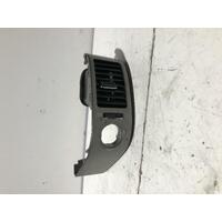 Toyota PRIUS Dash Vent NHW20 Right Dash 10/03-04/09 