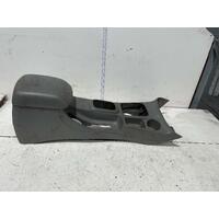 Toyota Hilux Centre Console KUN26 03/2005-06/2011