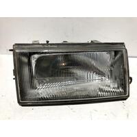 Toyota COROLLA Right Headlight AE82 09/85-09/86