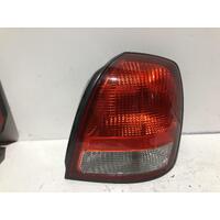 Hyundai GRANDEUR Right Taillight XG 10/99-12/02