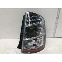 Toyota PRIUS Right Taillight NHW20 11/05-04/09