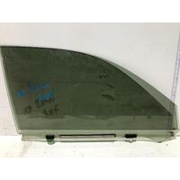 Toyota KLUGER Right Front Door Window Glass GSU40-GSU45 05/07-02/14