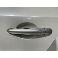 Renault Koleos Left Rear Outer Door Handle H45 09/2013-04/2016