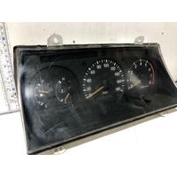 Toyota HIACE Instrument Cluster RCH12 SBV 10/95-02/04 P/N 83800-2F211