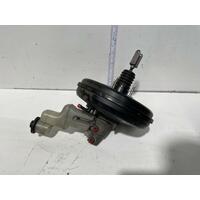 Toyota Kluger Brake Booster with Master Cylinder MCU28 01/2001-04/2007