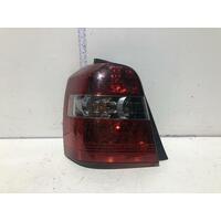 Toyota KLUGER Left Taillight MCU28 01/01-04/07