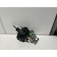 Toyota Hilux Brake Booster with Master Cylinder RZN149 09/97-03/05